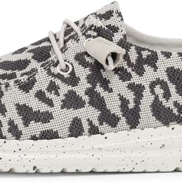 Womens Slip-On Loafers Grey Cheetah Print Lightweight Comfort Size 6 - Picture 2 of 5